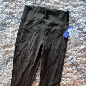 NWT Lululemon Crop Leggings